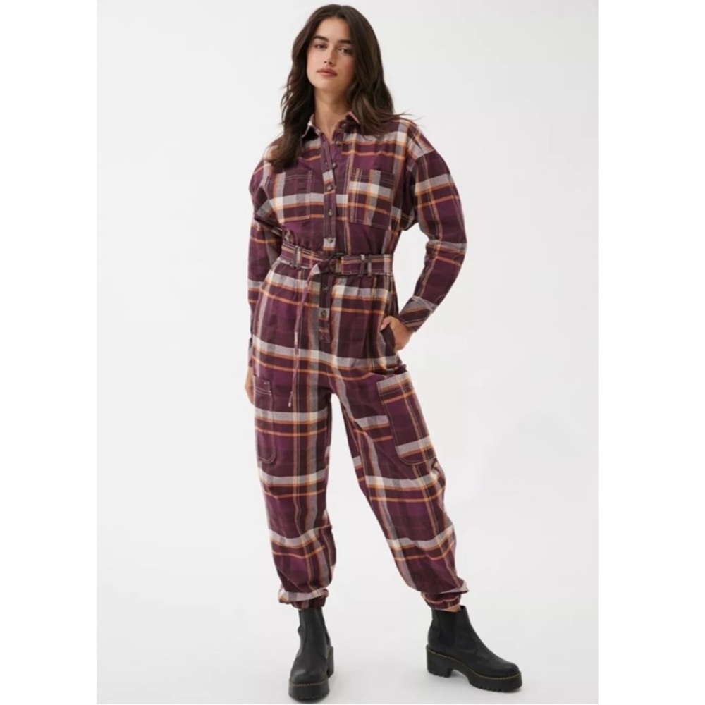 NWOT Urban Outfitters Coverall Jumpsuit. Size Small.